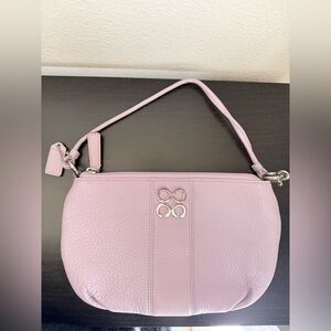 Elegant Lavender Leather Shoulder Bag